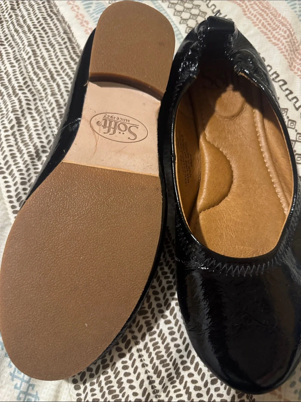 Söfft Black Patent Espadrille-Style Ballet Flats